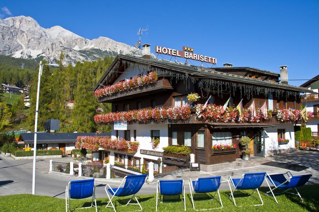 Appartamenti Barisetti Cortina dʼAmpezzo Rum bild